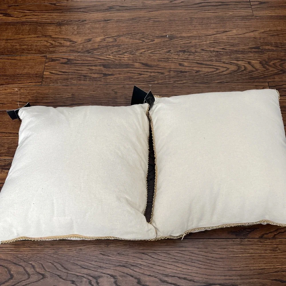 Lot Of 2 mi chateaux pillows beaded pumpkins Gold White 15